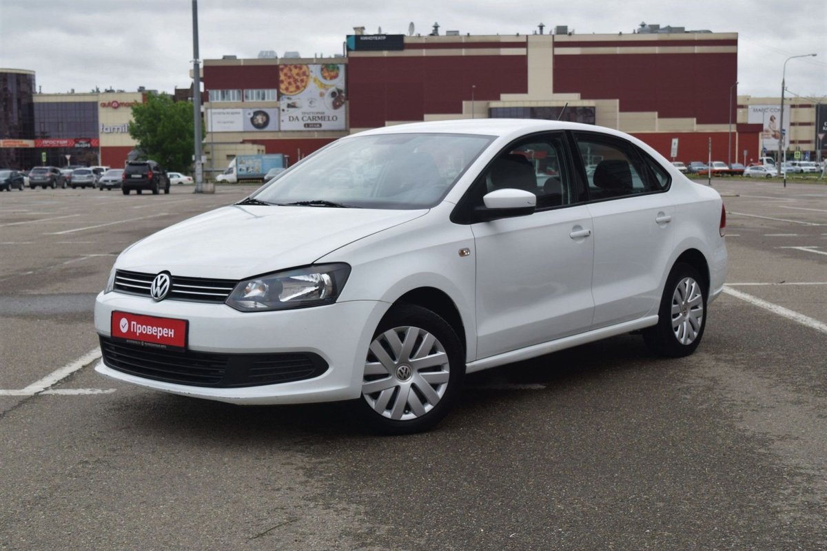 Volkswagen Polo V 2014 б у Белый 965000