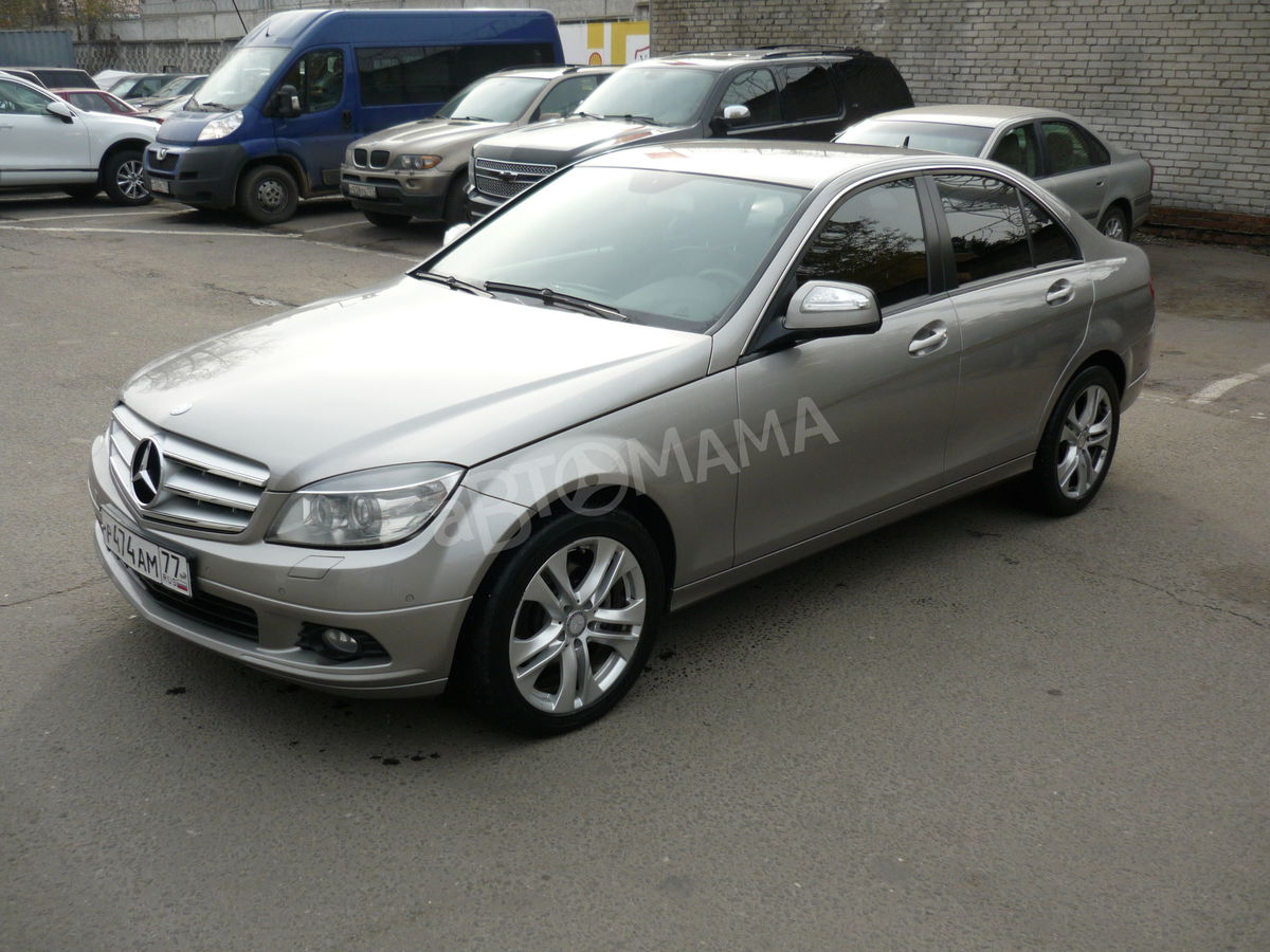 Mercedes-Benz C-Класс III (W204) 2008 б у Серый 560000