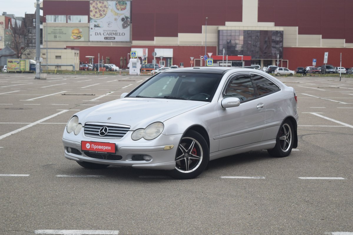 Mercedes-Benz C-Класс II (W203) 2004 б у Серебряный 440000