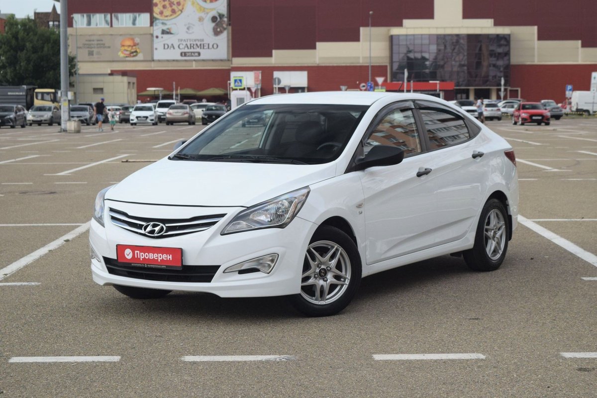 Hyundai Solaris I Рестайлинг 2015 б у Белый 865000