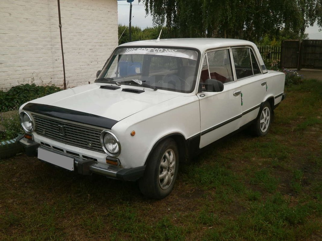 Lada 2101 I 1980 б у Белый 70000