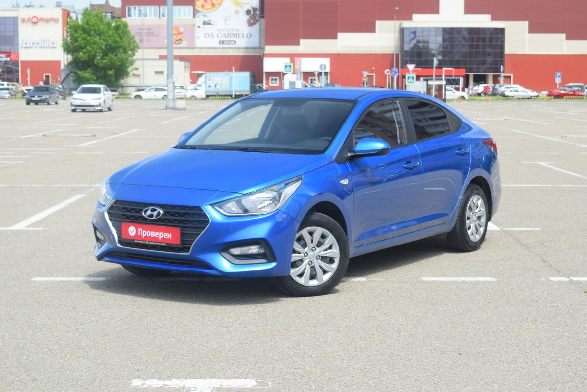 Hyundai Solaris II  2018 б у Синий 1060000