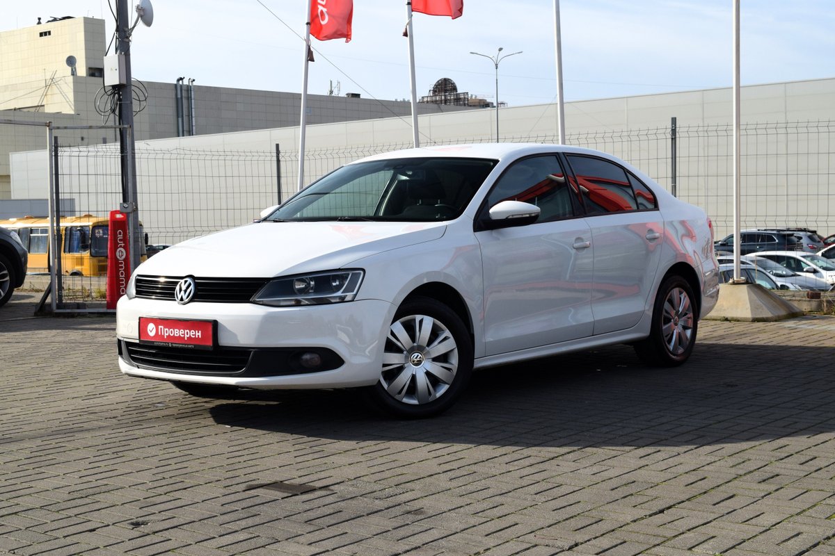 Volkswagen Jetta VI 2014 б у Белый 1150000
