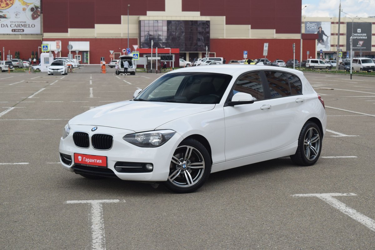 BMW 1er II (F20/F21) 2013 б у Белый 1100000