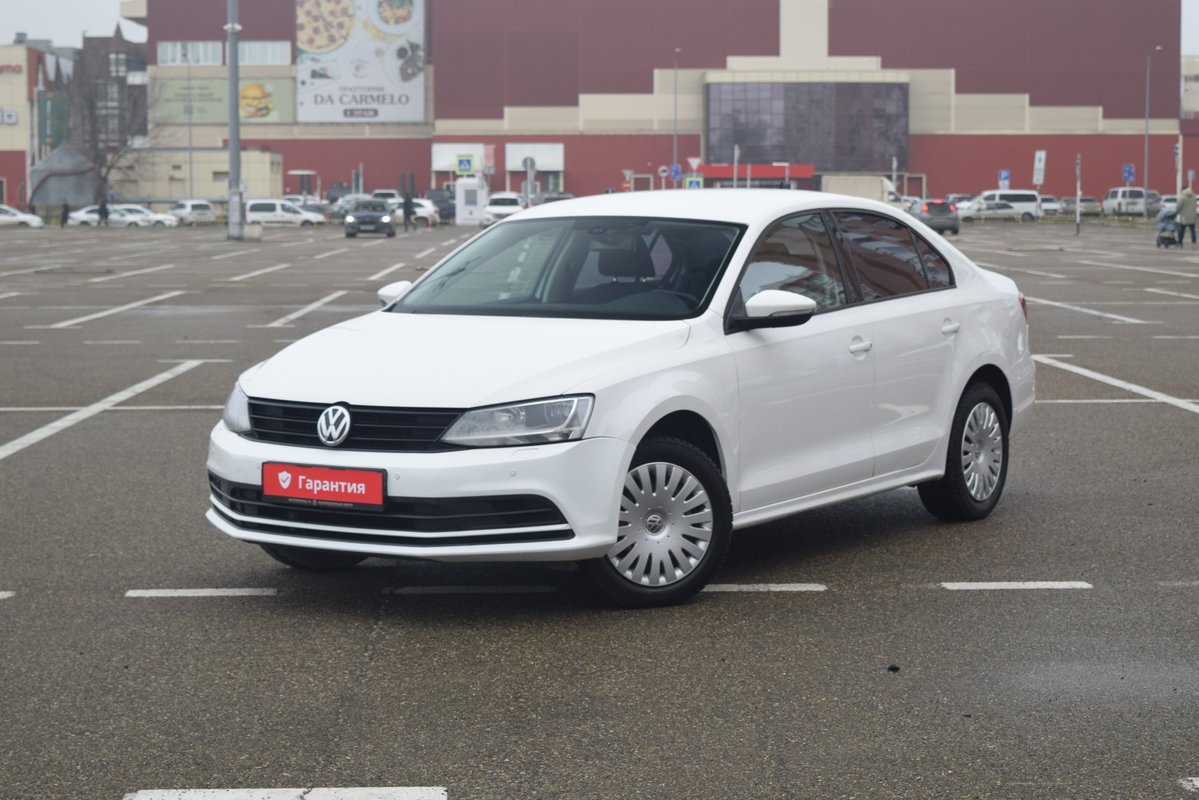Volkswagen Jetta VI Рестайлинг 2015 б у Белый 975000