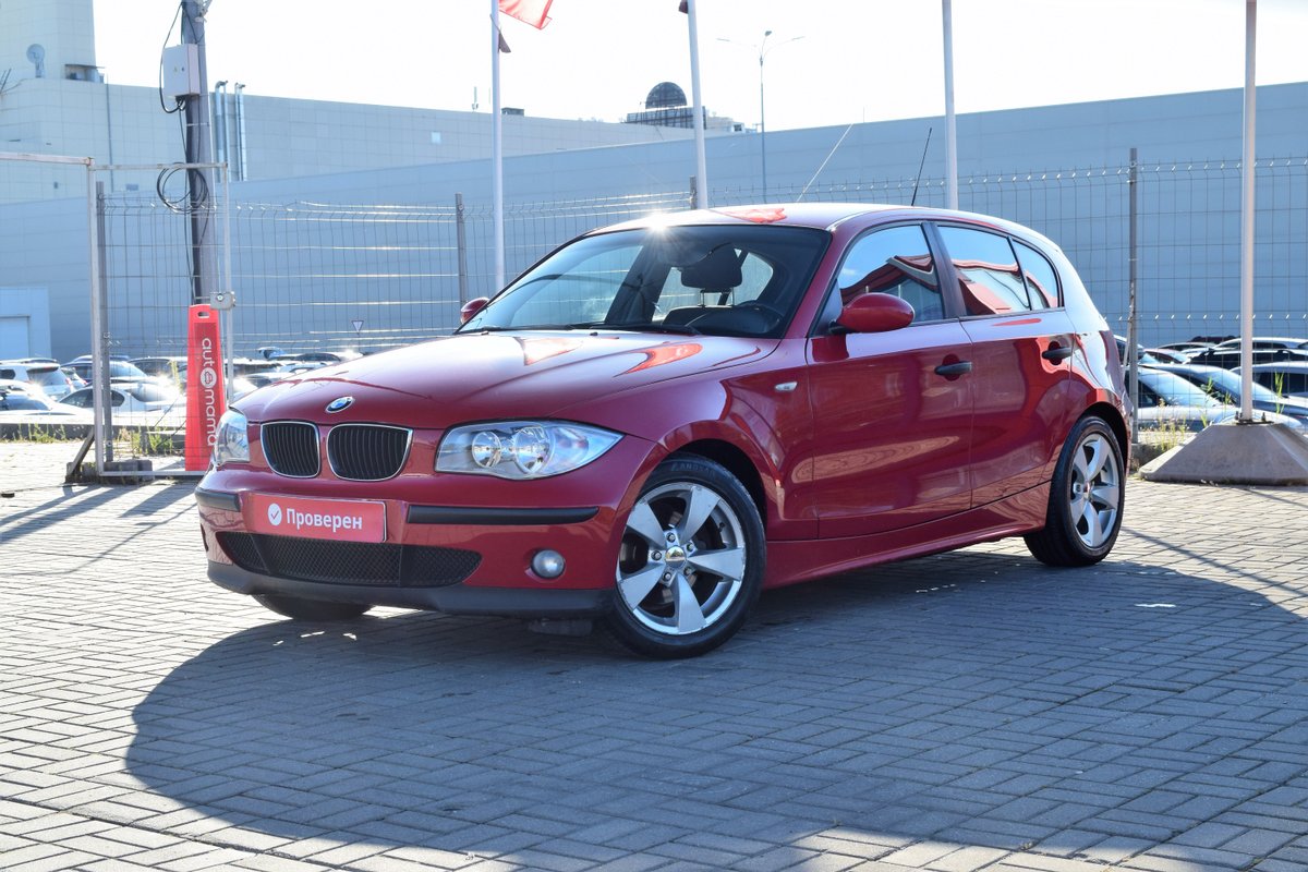 BMW 1er I (E81/E82/E87/E88) 2005 б у Красный 750000