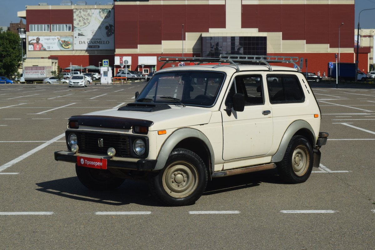 Lada 2121 (4x4) I 1993 б у Белый 330000