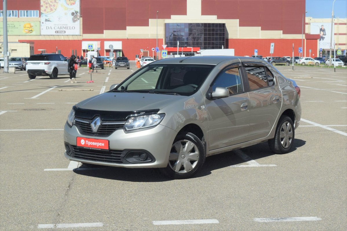 Renault Logan II 2016 б у Золотой 545000